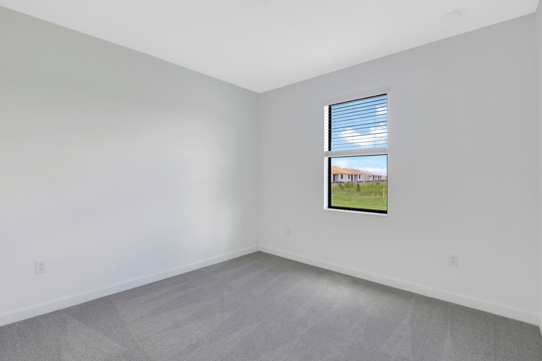 11350 Timber Creek Dr, Fort Myers, FL 33913