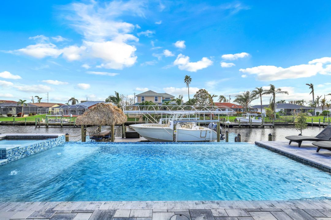 124 SW 38th Terrace, Cape Coral, FL 33914