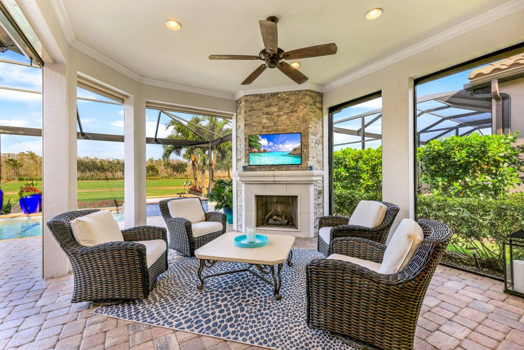 8848 Savona Ct, Naples, FL 34119