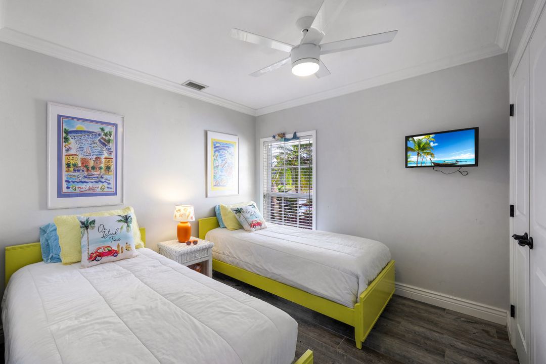 463 Echo Cir, Marco Island, FL 34145