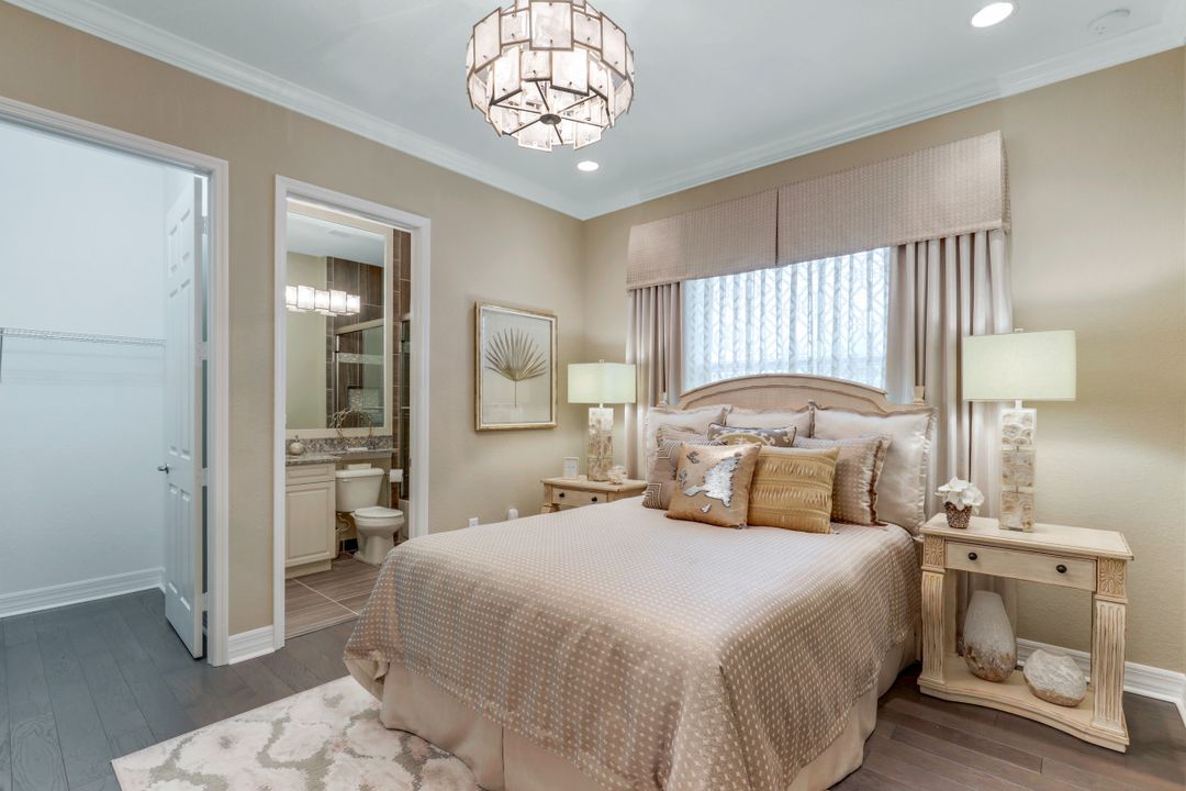 4383 Caldera Cir, Naples, FL 34119