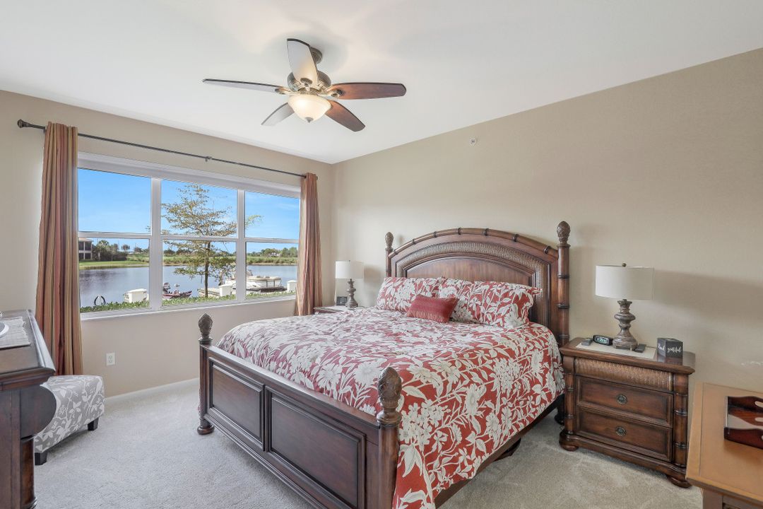 8763 Coastline Ct #101, Naples, FL 34120