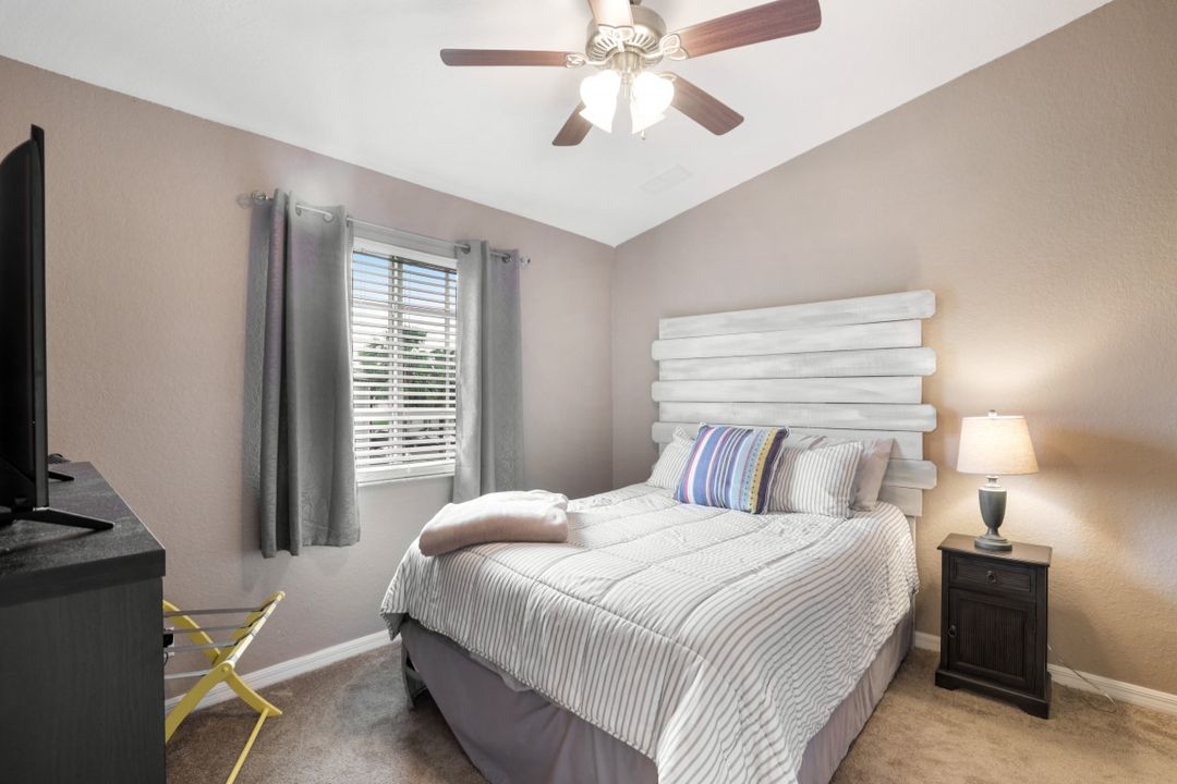 10063 Pacific Pines Ave, Fort Myers, FL 33966