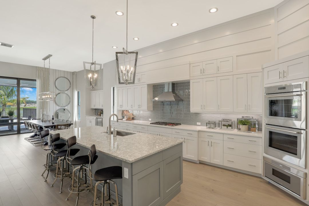 10461 Trevi Isle Way, Miromar Lakes, FL 33913