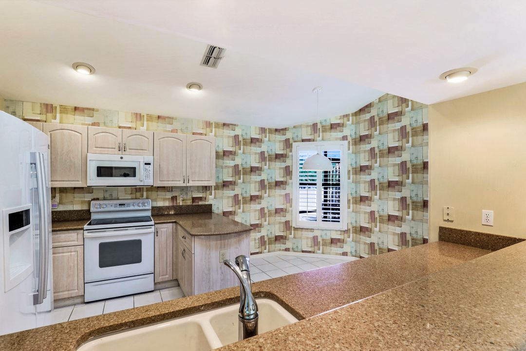 12801 Maiden Ln, Bonita Springs, FL 34135