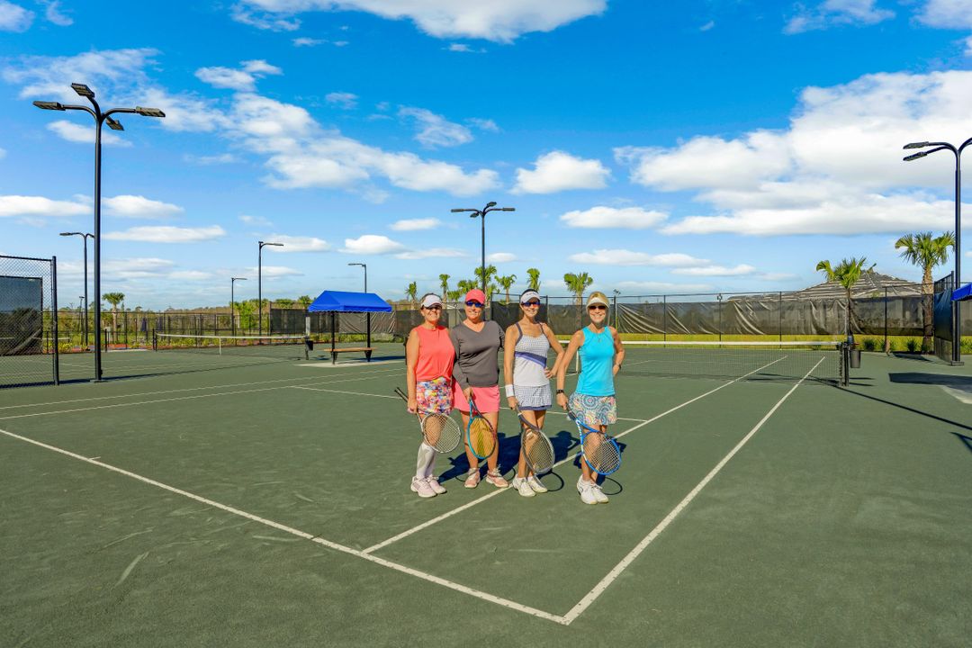 19001 Aqua Shore Dr, Fort Myers, FL 33913