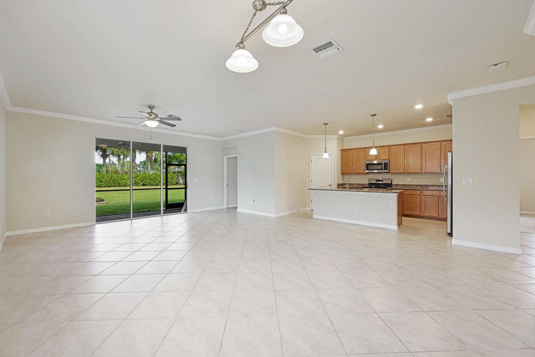 2565 Caslotti Way, Cape Coral, FL 33909