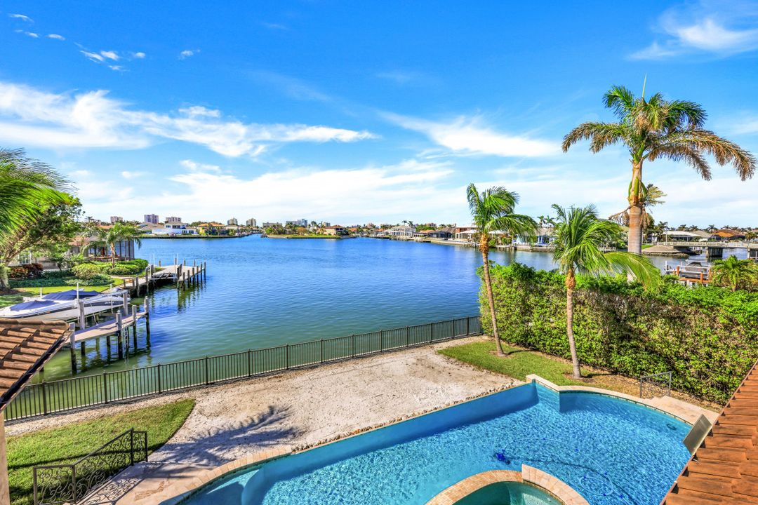 590 S Heathwood Dr, Marco Island, FL 34145