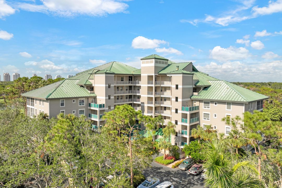 3330 Crossings Ct #401, Bonita Springs, FL 34134