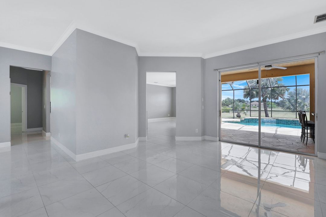 4560 22nd St NE, Naples, FL 34120