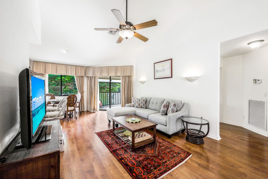 78 Bennington Dr  #Bldg8 #5, Naples, FL 34104