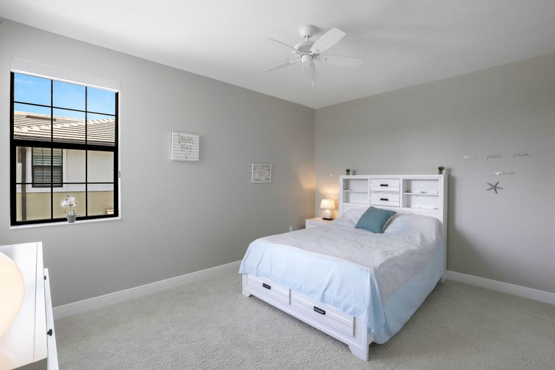 2181 Frangipani Cir  #201, Naples, FL 34120