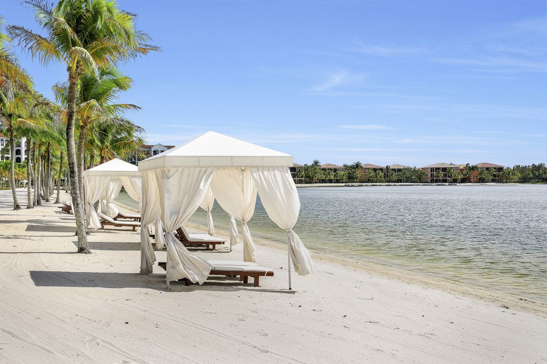 10115 Valiant Ct #202, Miromar Lakes, FL 33913