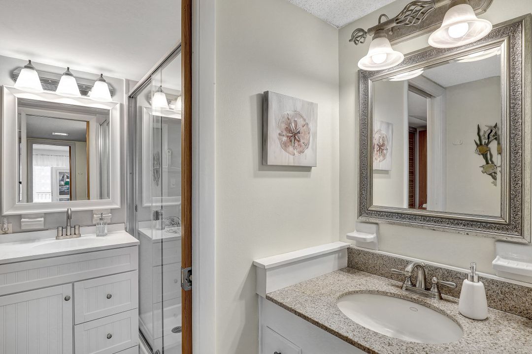 1 Bluebill Ave #709, Naples, FL 34108