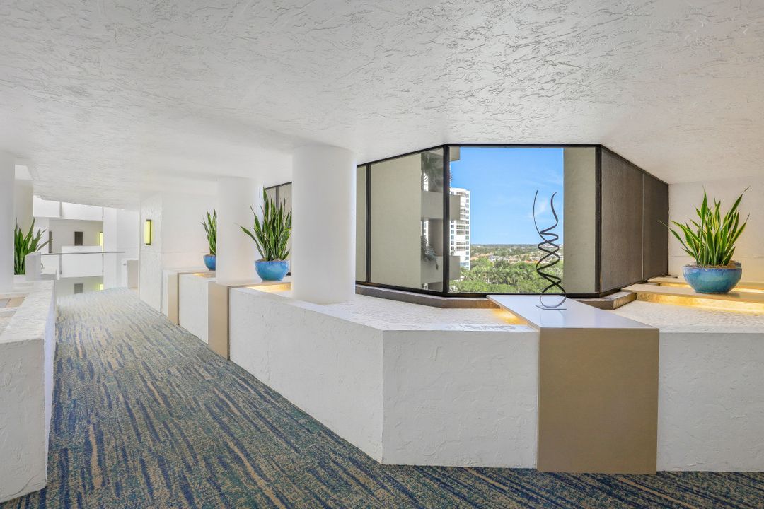 4051 Gulf Shore Blvd N #1105, Naples, FL 34103