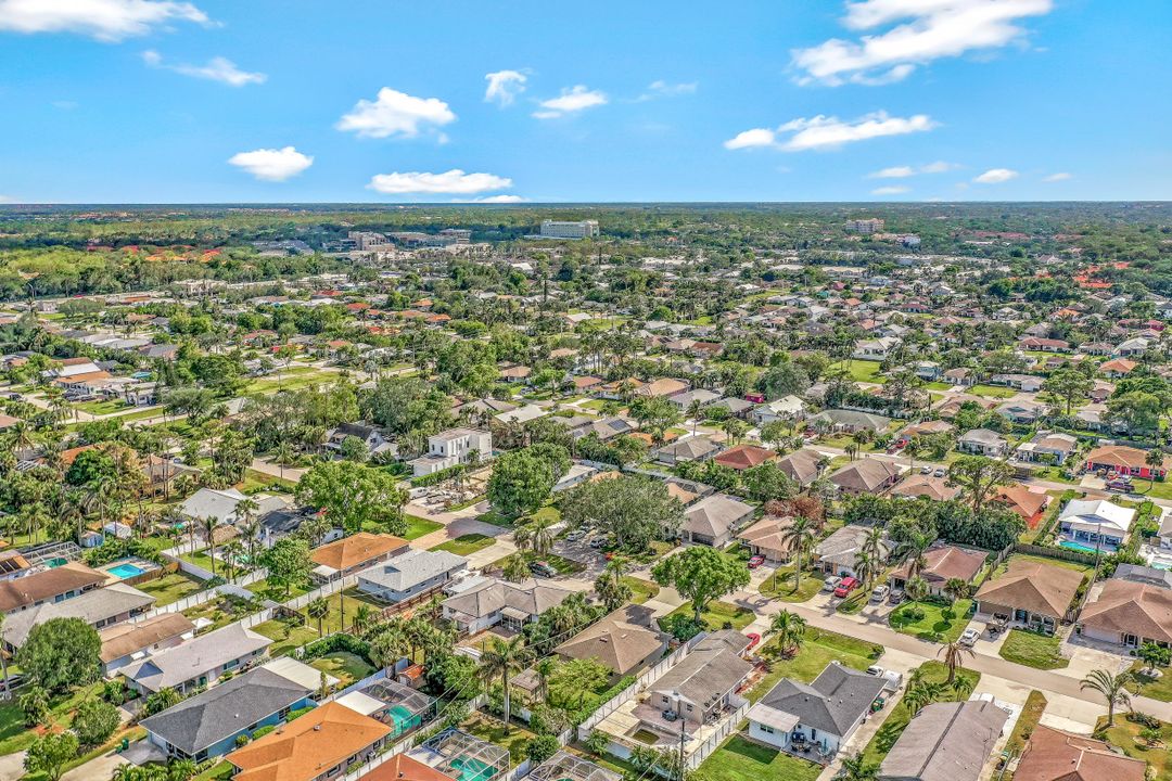 749 97th Ave N, Naples, FL 34108