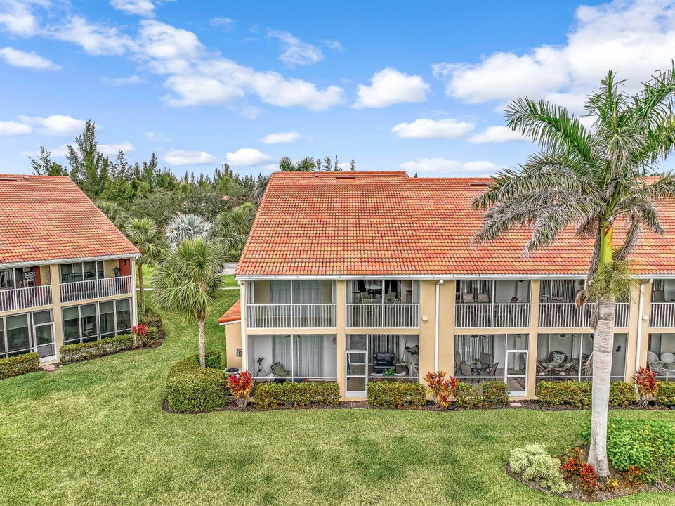 2386 Magnolia Ln #16, Naples, FL 34112