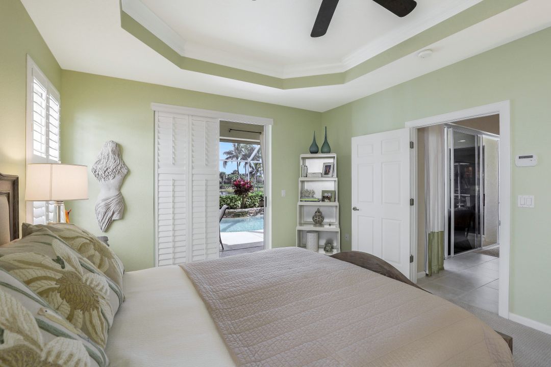 23181 Oakglen Ln, Bonita Springs, FL 34135