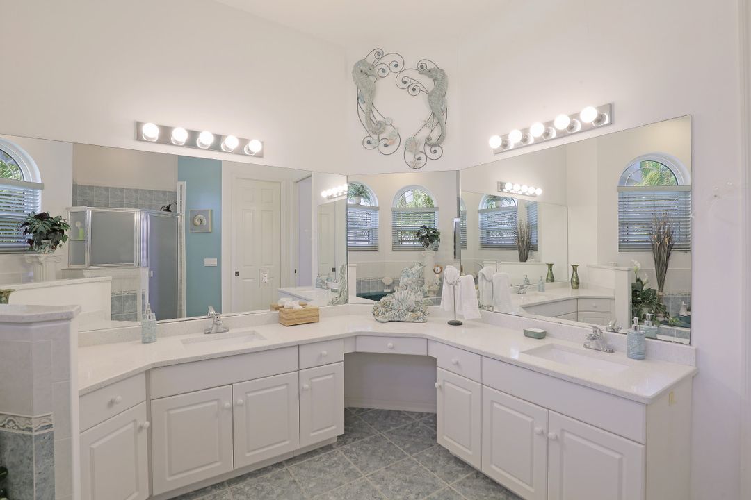 2108 SW 40th Terrace, Cape Coral, FL 33914