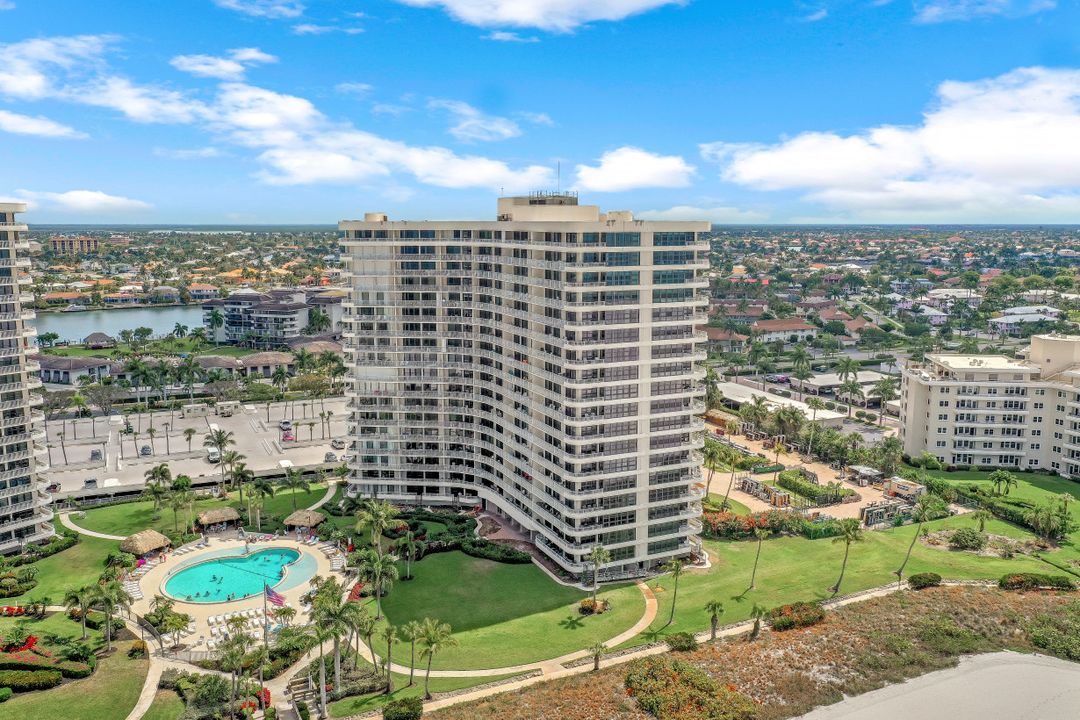 260 Seaview Ct, Marco Island, FL 34145