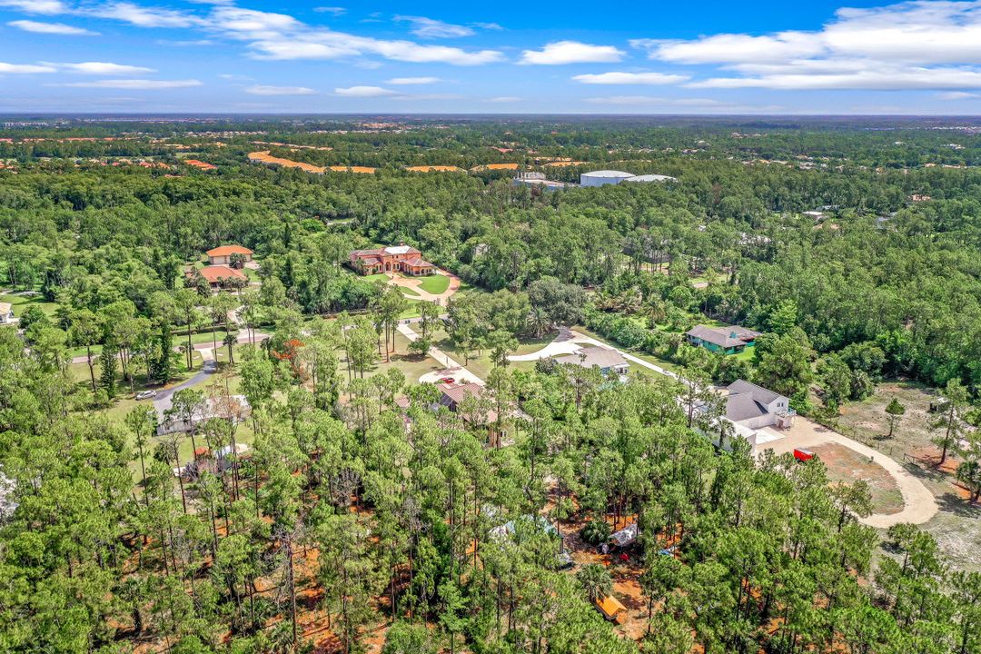 3660 7th Ave NW, Naples, FL 34120