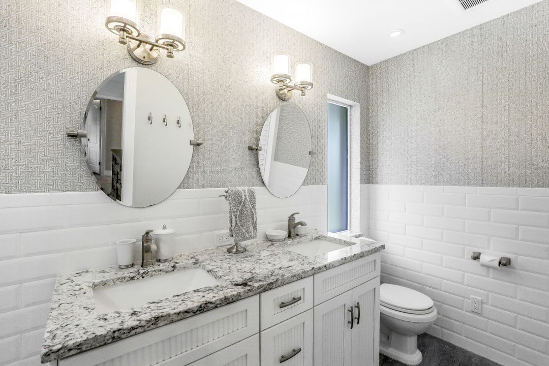 749 97th Ave N, Naples, FL 34108