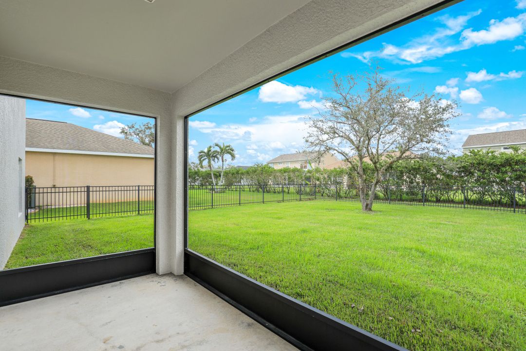 13391 Bristol Park Way, Fort Myers, FL 33913