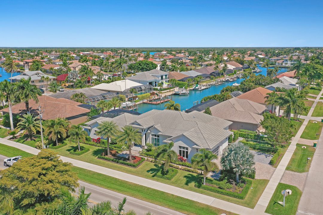 1800 Menorca Ct, Marco Island, FL 34145