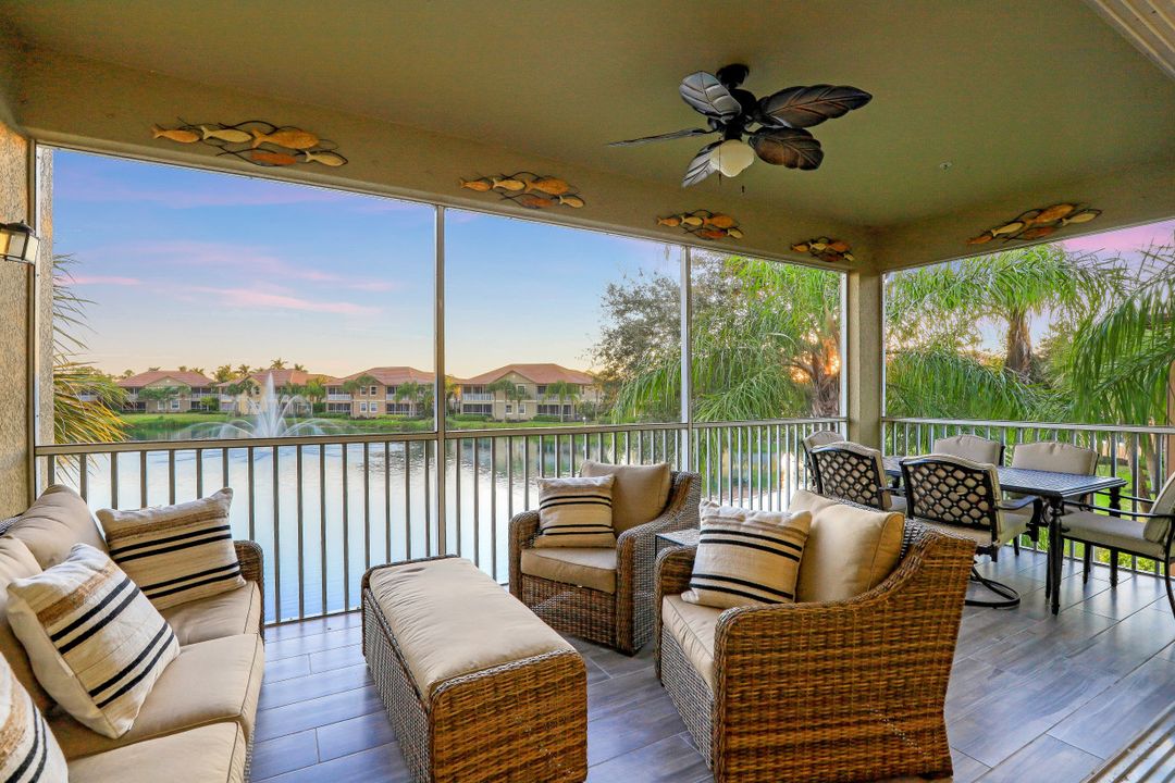 6682 Alden Woods Cir #202, Naples, FL 34113