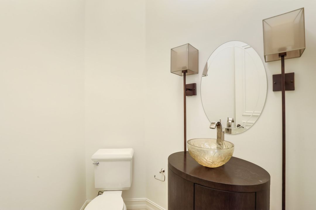 9155 Torrefino Ct, Naples, FL 34109