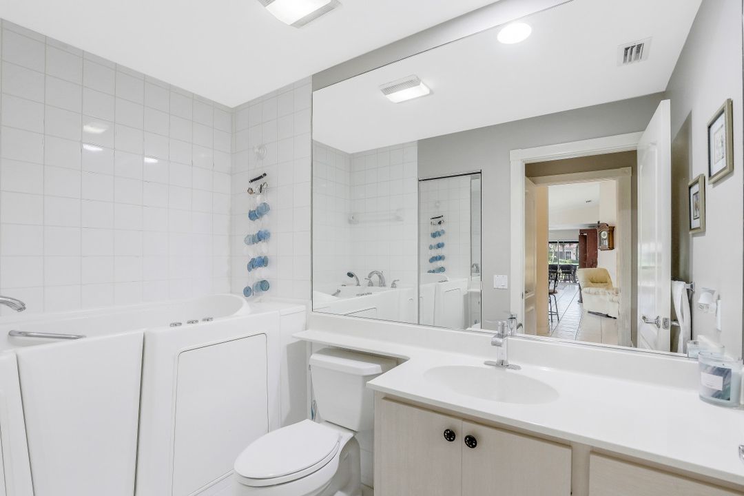 3687 El Segundo Ct, Naples, FL 34109