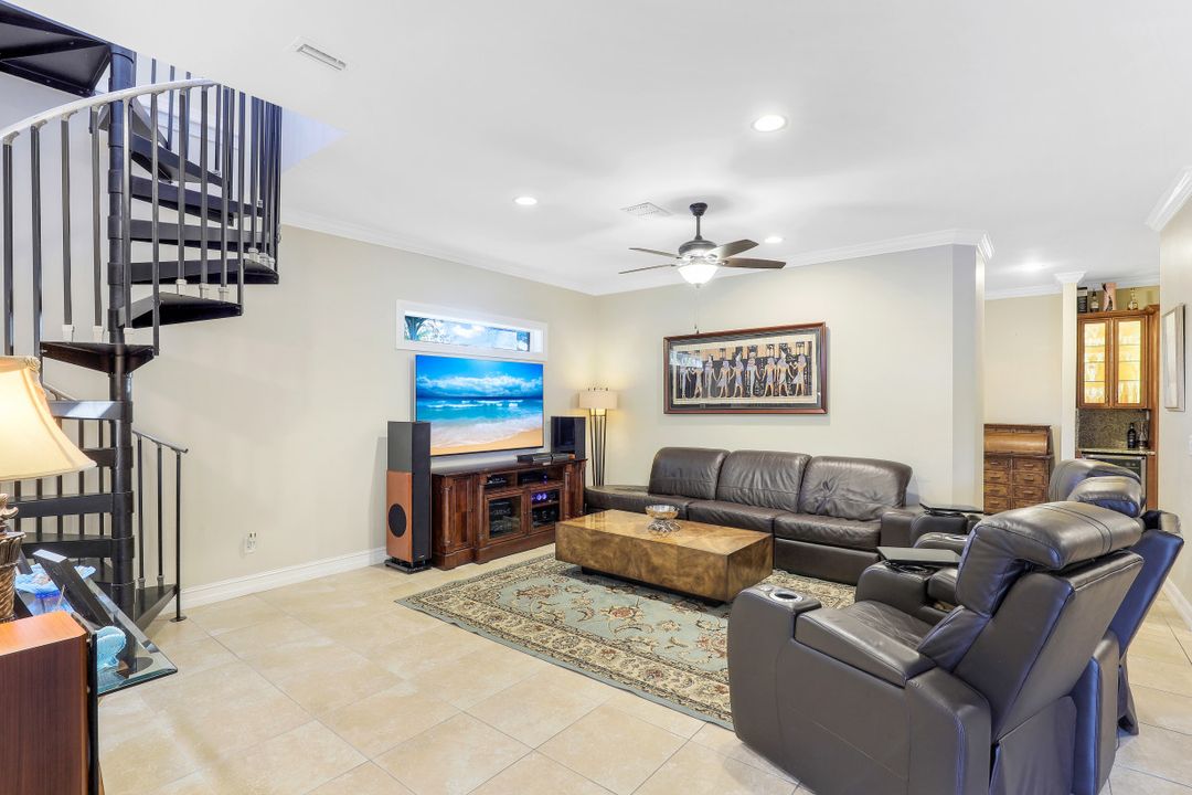 5667 Winkler Rd, Fort Myers, FL 33919