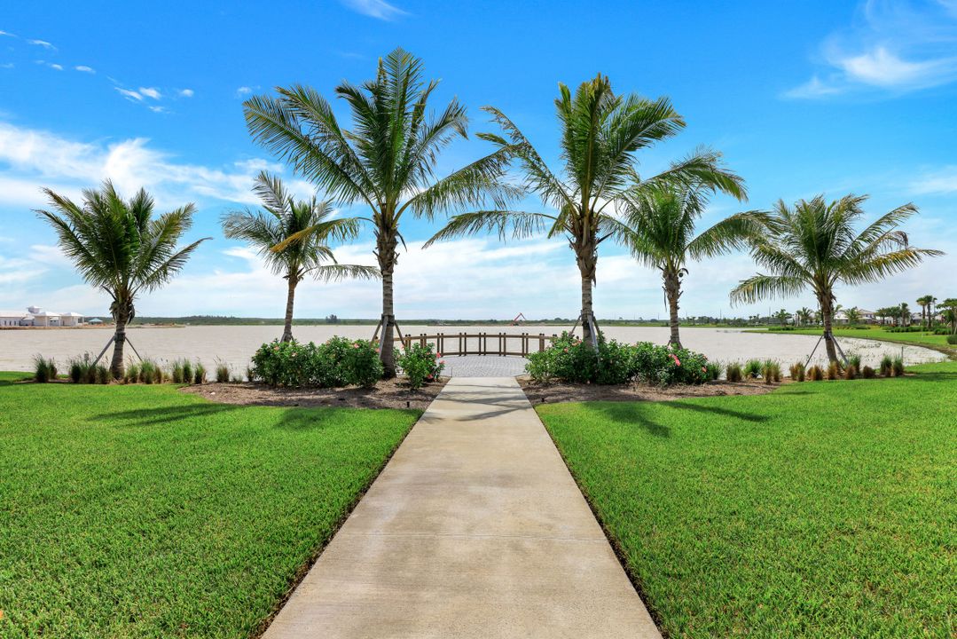 4056 SkySail Drive, Naples, FL 34120