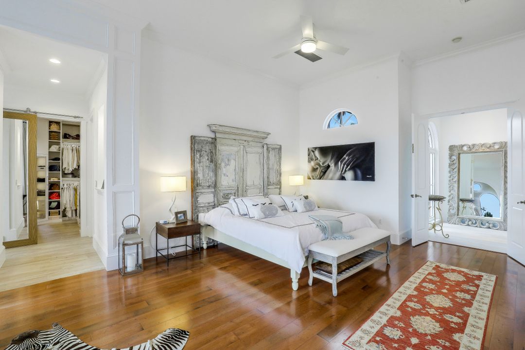 518 Coral Dr, Cape Coral, FL 33904