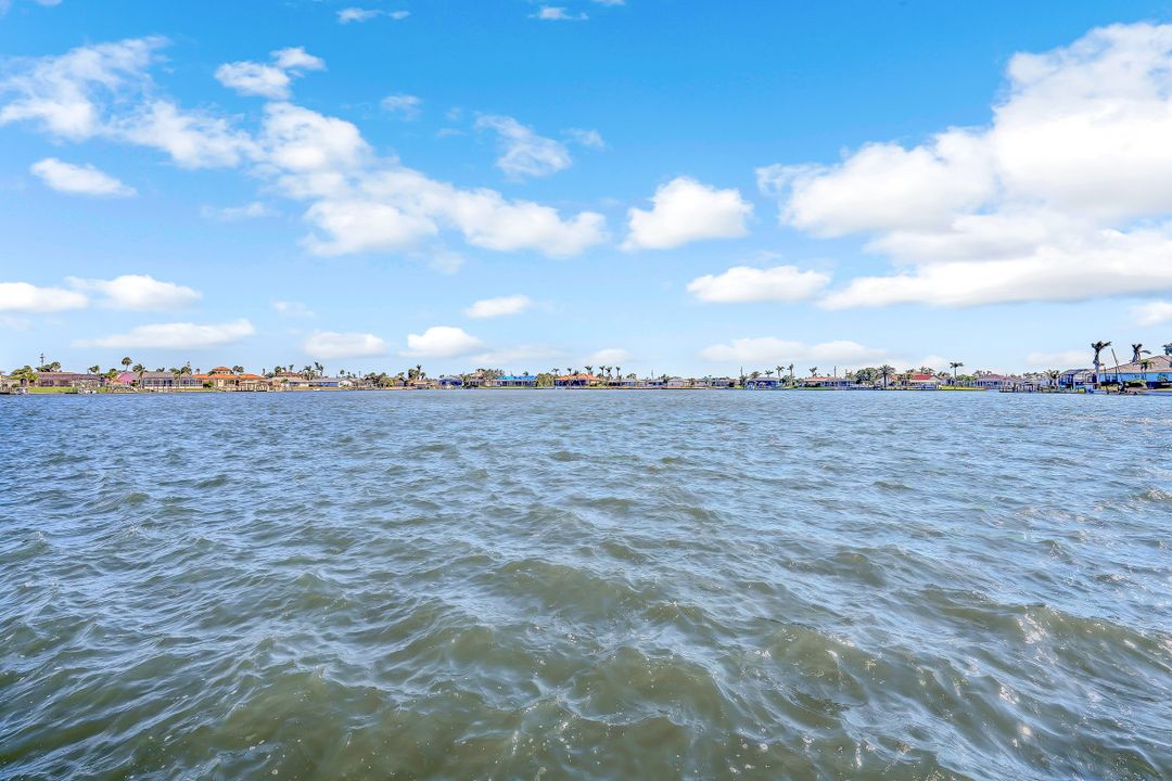 508 Cape Coral Pkwy W, Cape Coral, FL 33914