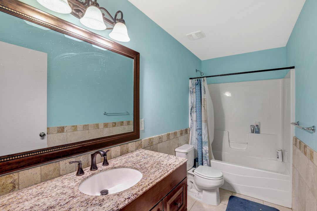 2806 Embers Pkwy W, Cape Coral, FL 33993