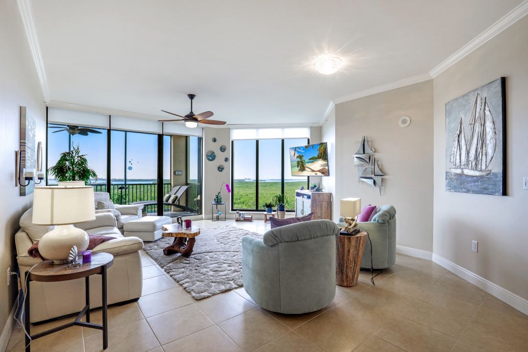 5781 Cape Harbour Dr #809, Cape Coral, FL 33914