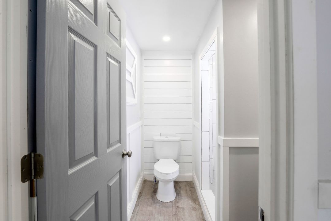 625 Palm Dr, Goodland, FL 34140