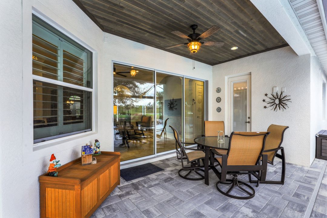 9795 Nickel Ridge Cir, Naples, FL 34120