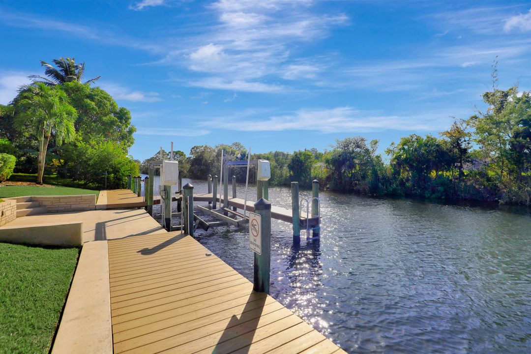 2314 SW 31st Ln, Cape Coral, FL 33914