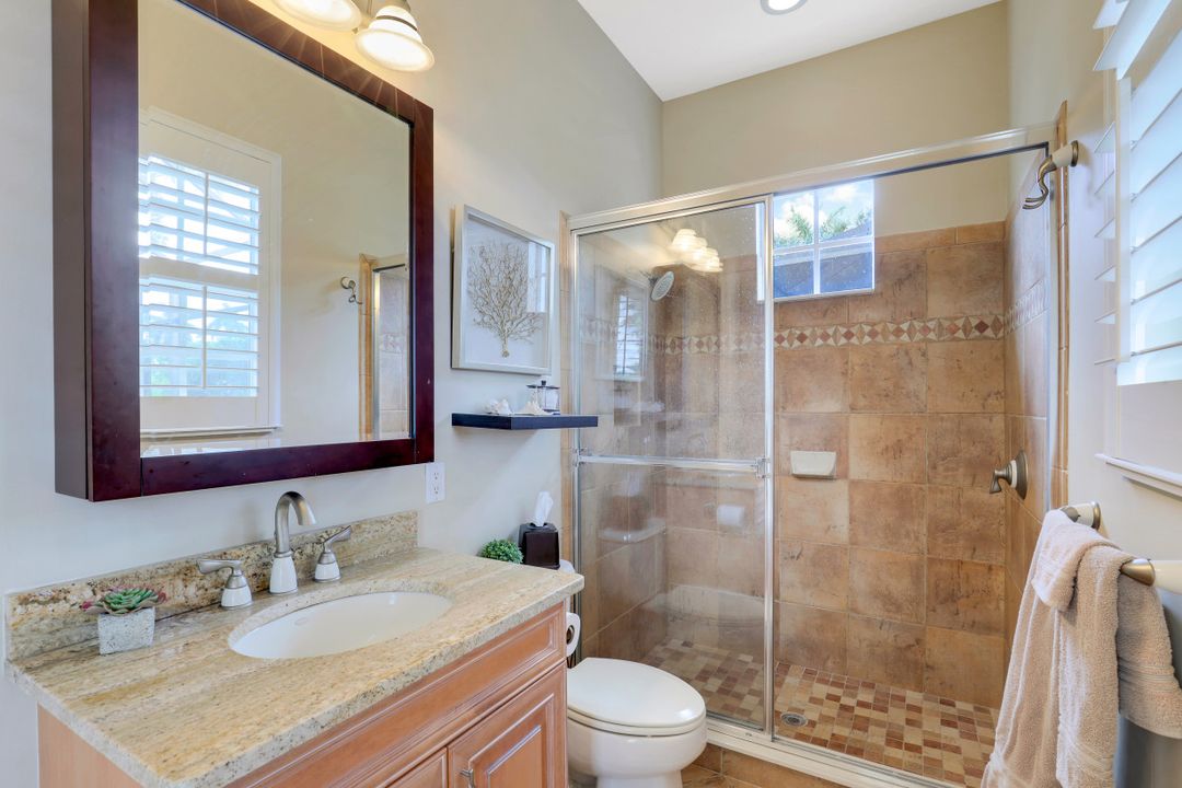 8733 Hideaway Harbor Ct, Naples, FL 34120