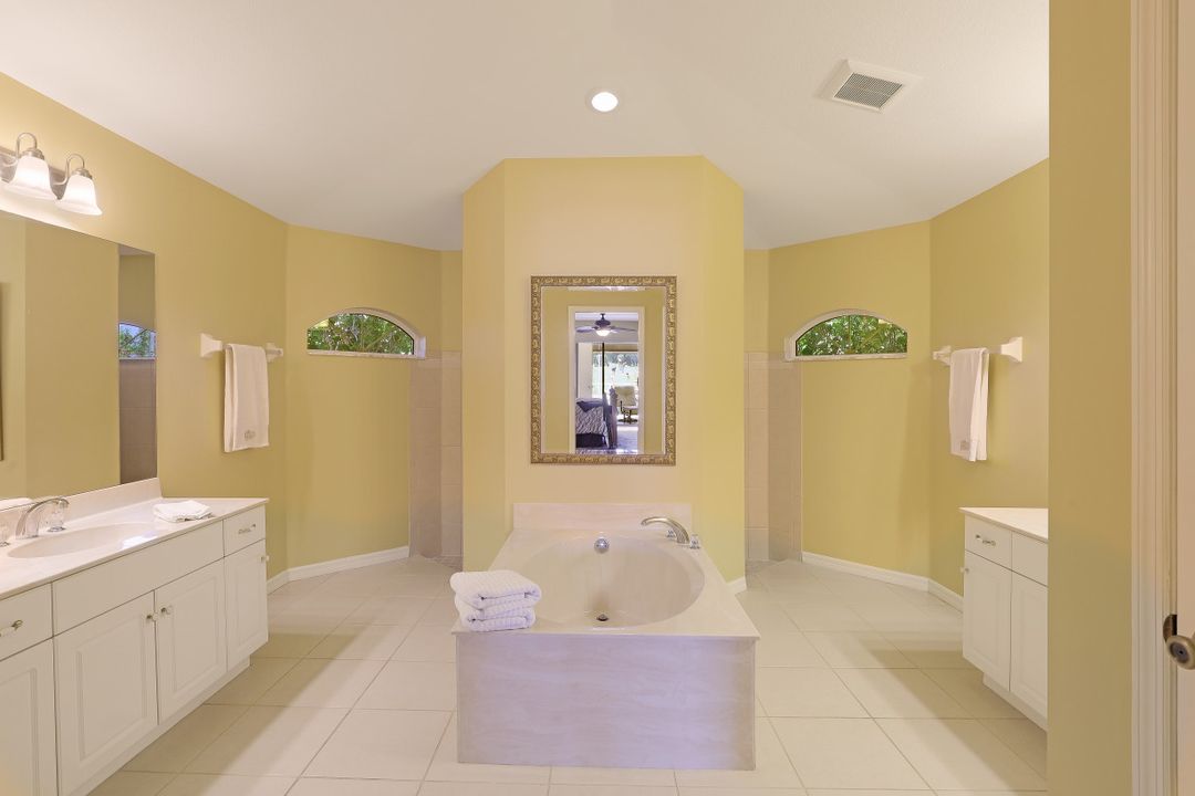 1619 NW 31st Ave, Cape Coral, FL 33993