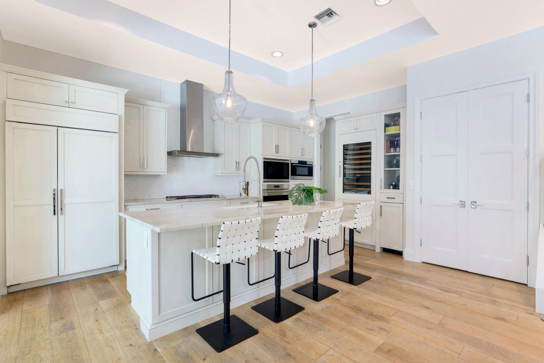 9184 Mercato Ln, Naples, FL 34108
