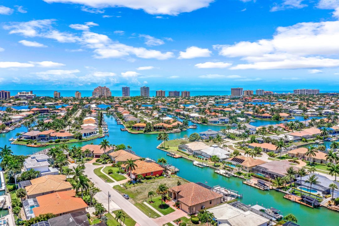 1232 Mistletoe Ct, Marco Island, FL 34145