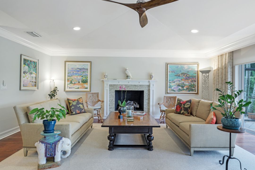 299 Mel-Jen Dr, Naples, FL 34105