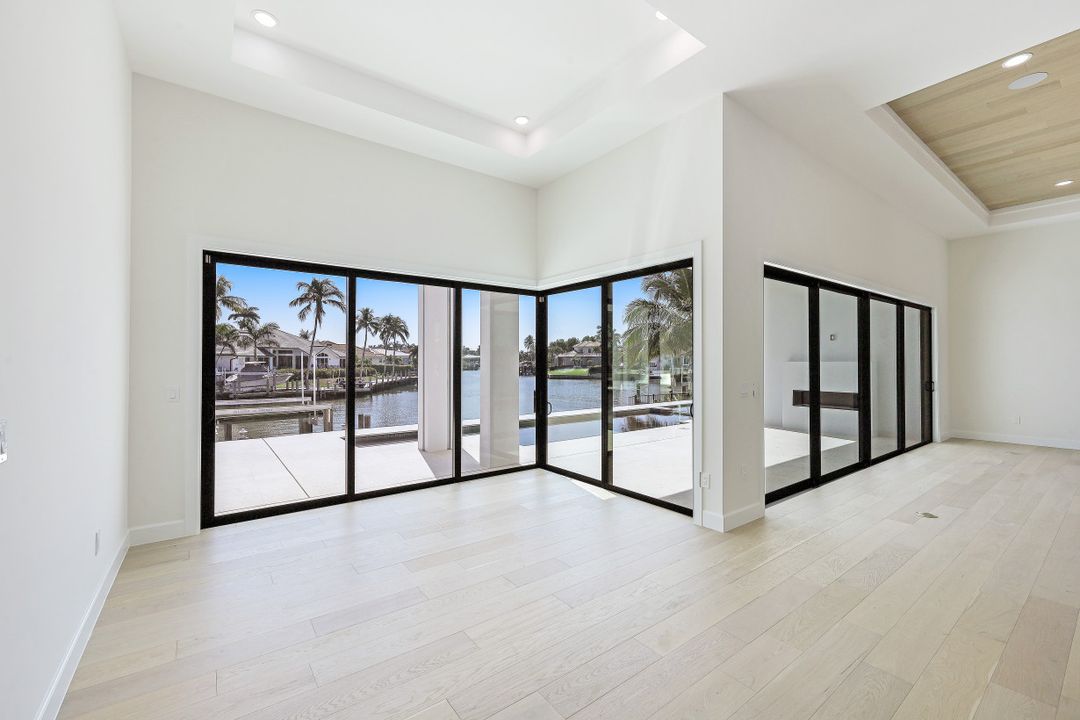 1857 Woodbine Ct, Marco Island, FL 34145