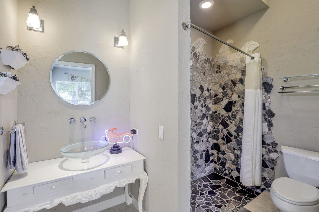 27031 Homewood Dr, Bonita Springs, FL 34135