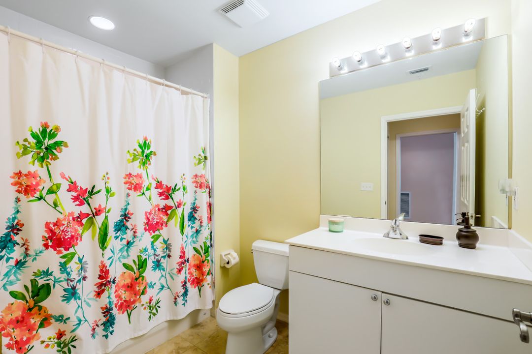 470 Launch Circle #603, Naples, FL 34108