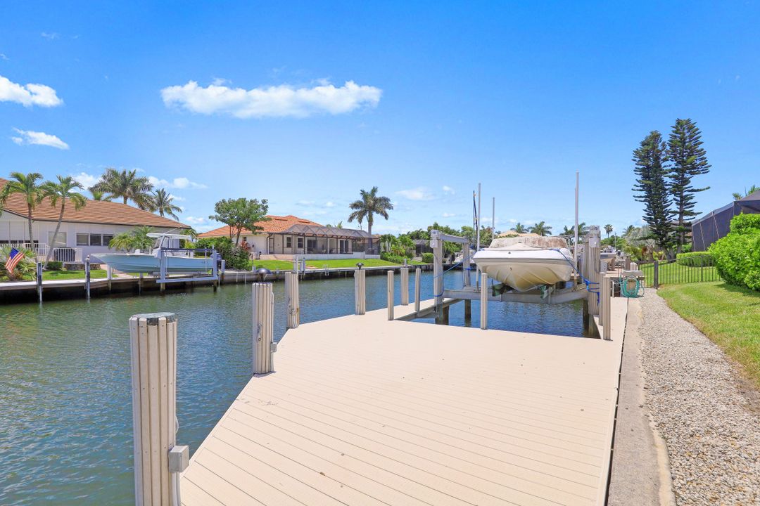 725 Plantation Ct, Marco Island, FL 34145