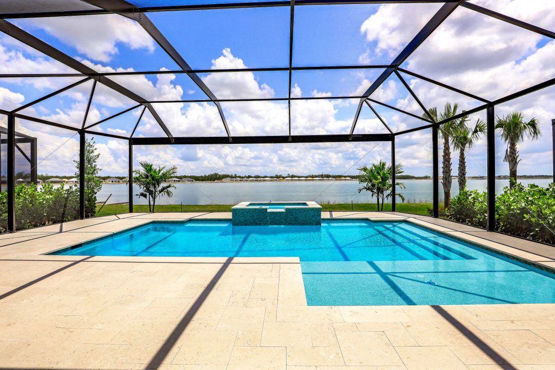 14516 Blue Bay Cir, Fort Myers, FL 33913